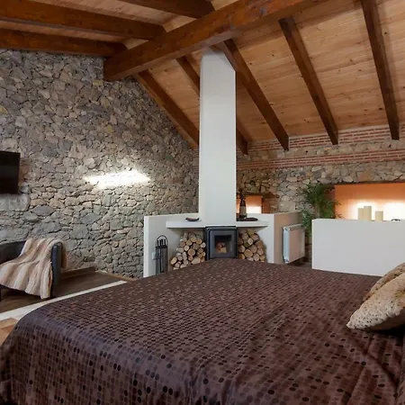 Estudio Sonido Y Jacuzzi *